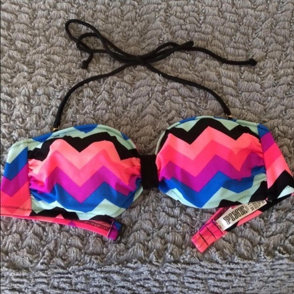 EUC Size M PINK Victoria’s Secret Bikini Top